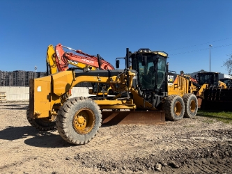 CAT 140 M