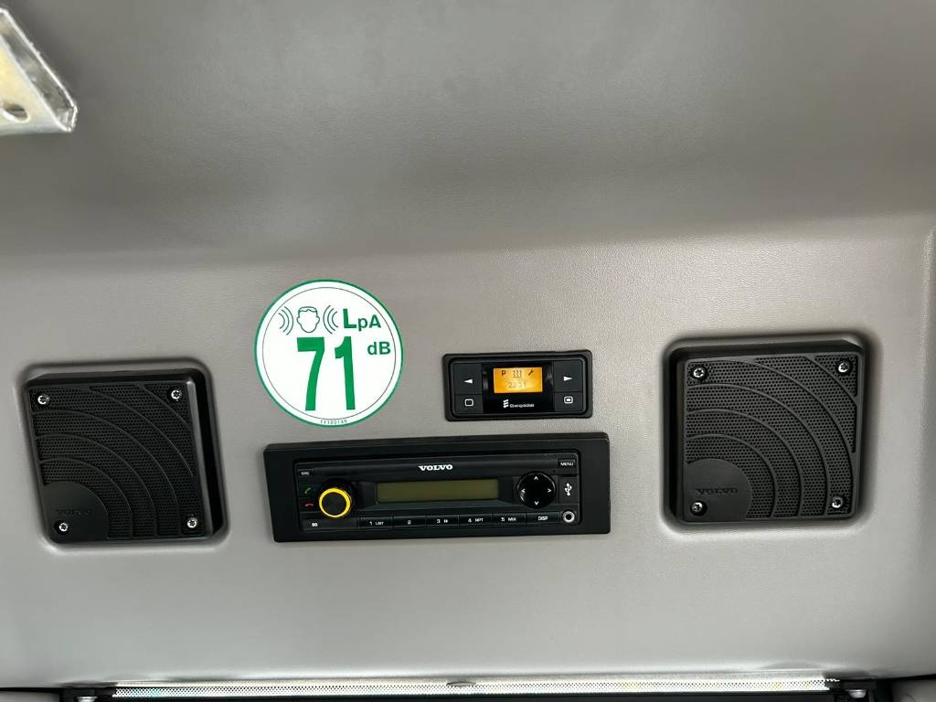 Volvo ECR 235 E / MYYTY , SOLD kuva 29