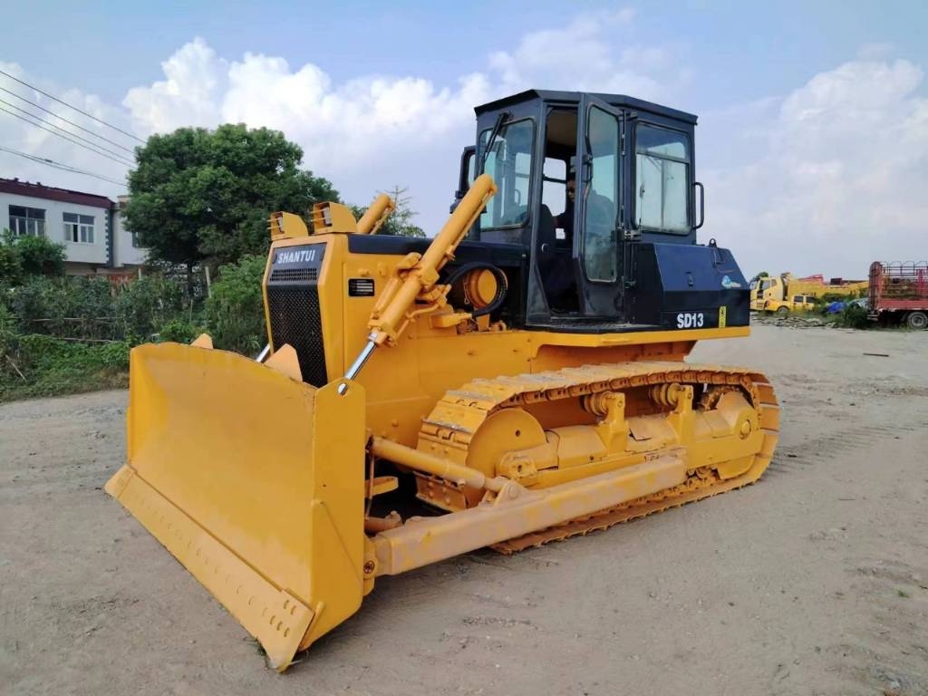 Bulldozer Shantui SD13 — occasion 2025, 200 h