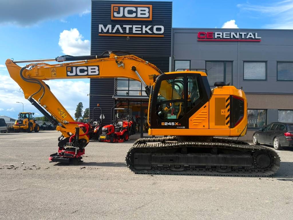 JCB 245 XR / Rototilt RC8 / Eber / Rasvari /