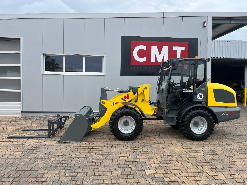Chargeuse sur pneus Wacker Neuson WL44 *2023*995H*Schaufel*Gabel*TOP* — occasion 2023, 995 h