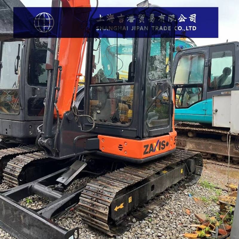 Mini-pelle Hitachi ZX 55 MR — occasion 2024, 854 h