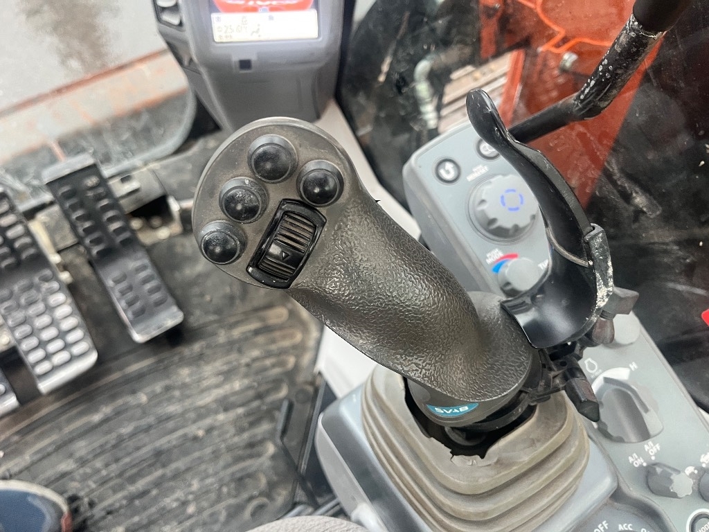 Hitachi ZX 85 / Myyty, Sold kuva 19