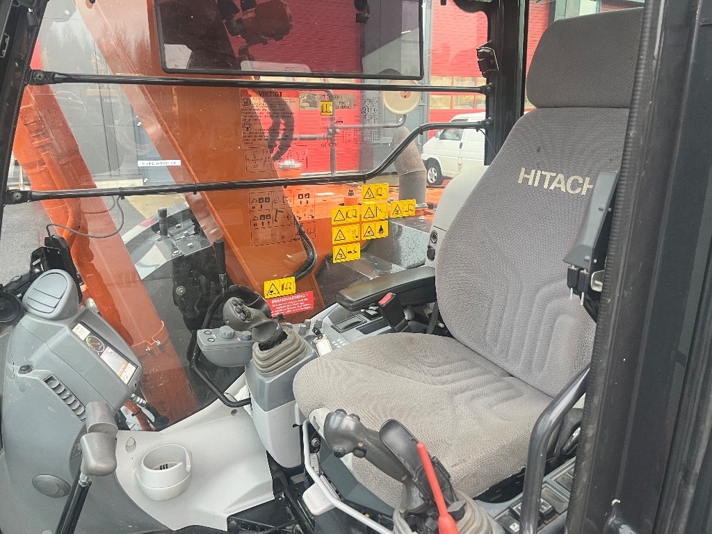 Hitachi ZX 85 / Myyty, Sold kuva 17