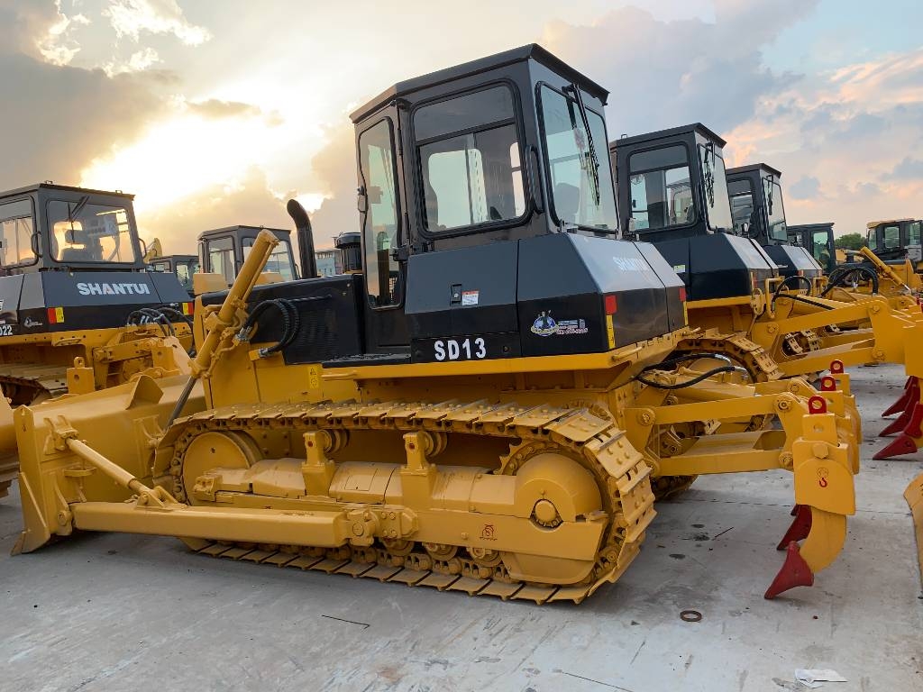 Bulldozer Shantui SD13 Plenty of bull in stock — occasion 2025, 100 h