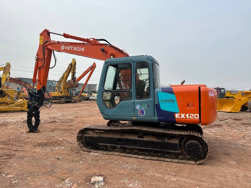 Hitachi EX 120