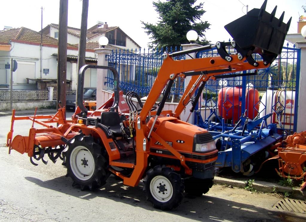 ASTE A-155 4wd με φορτωτή