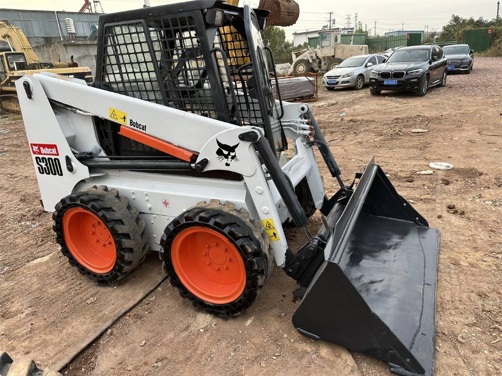 Bobcat S300