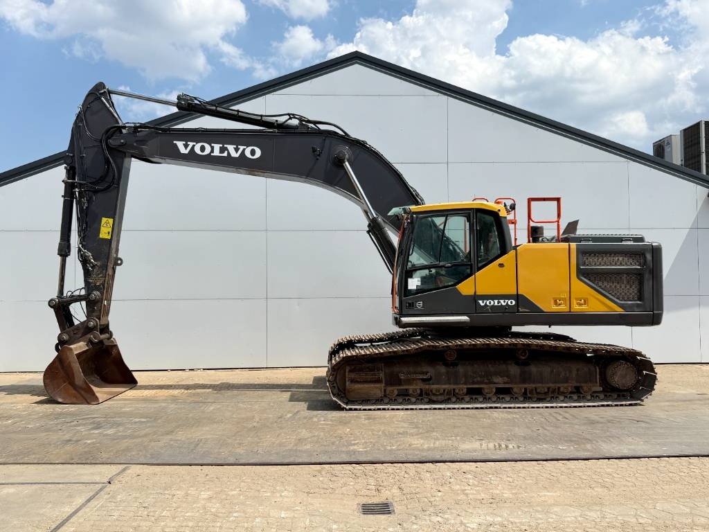 Volvo EC300EL - Hammer Lines / Automatic Greasing