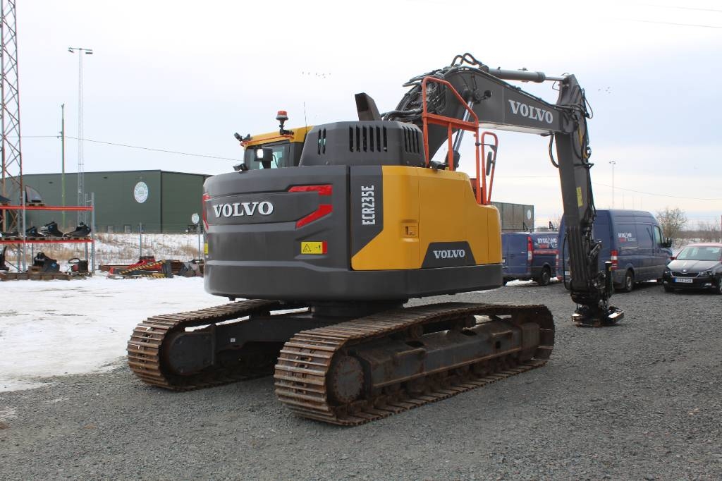 Volvo ECR 235 E
