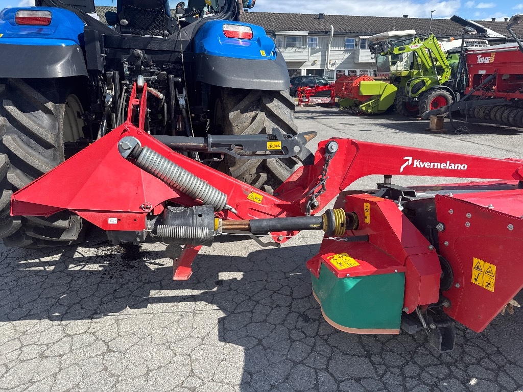 Kverneland 3232 MN