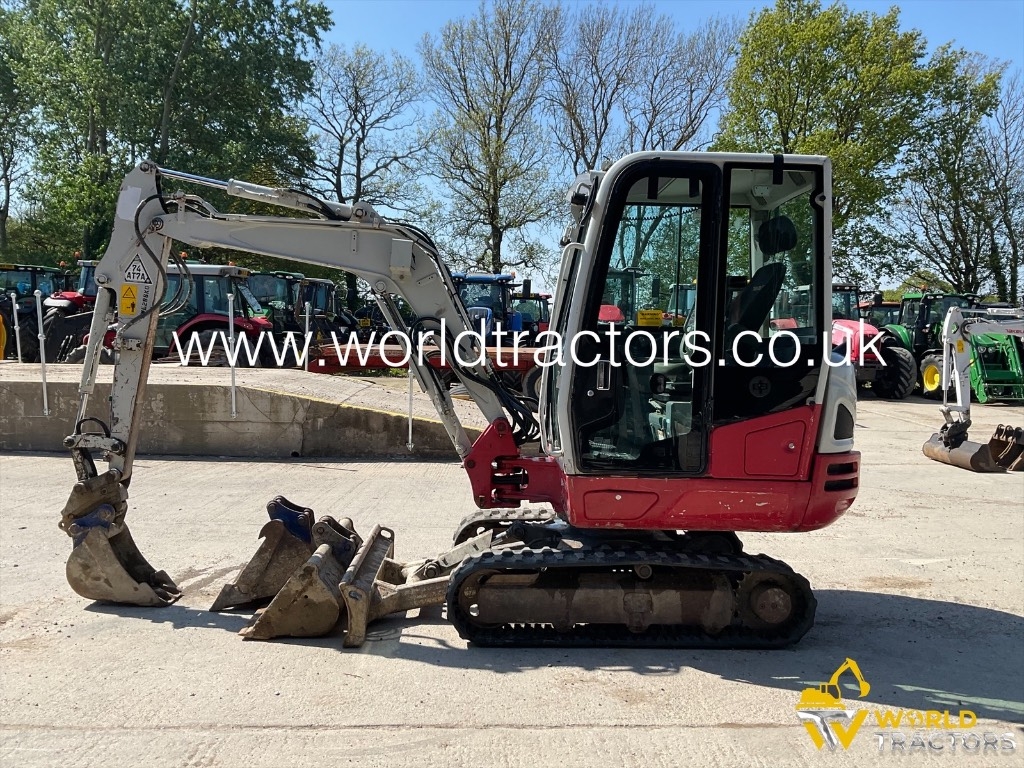 Takeuchi TB 230