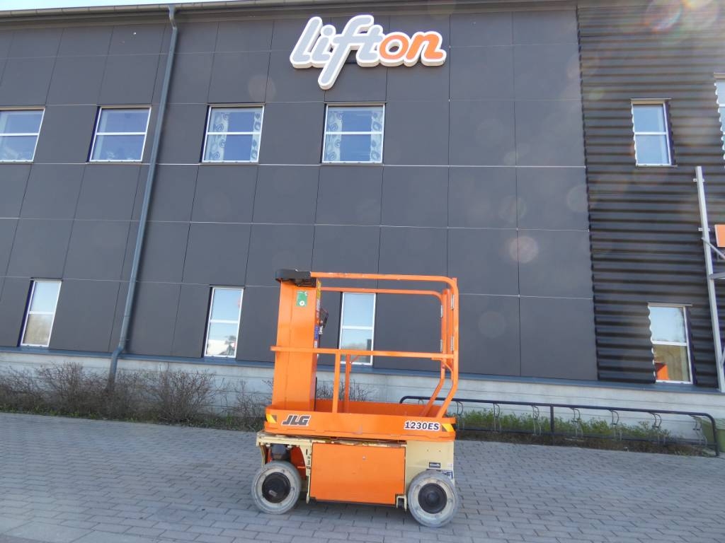 JLG 1230 ES
