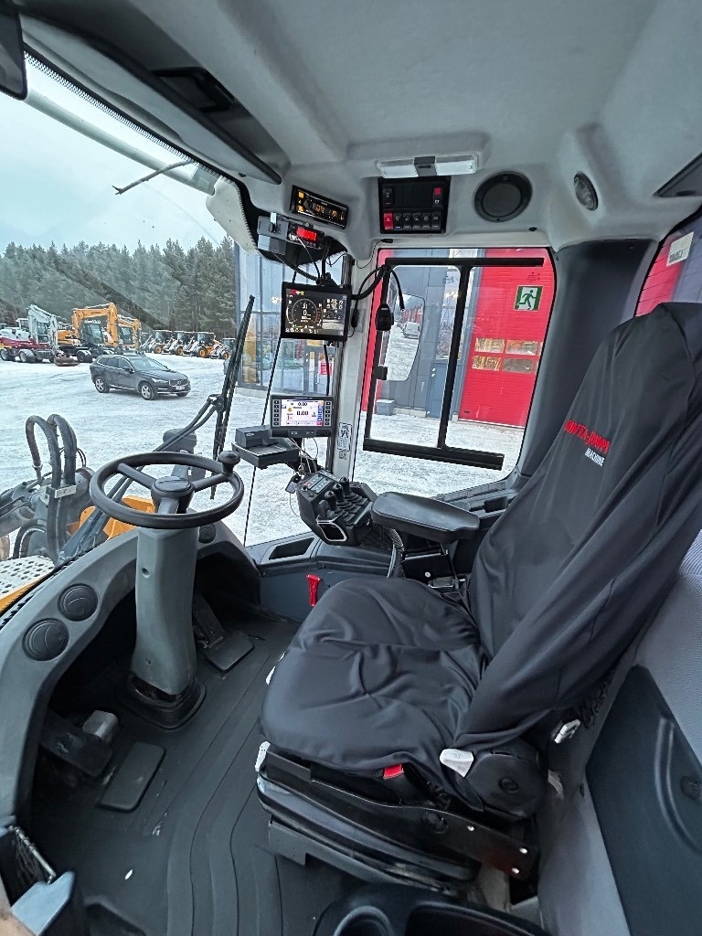 Liebherr 538 Speeder / Aura, kerääväharja, hydepiikit! kuva 20