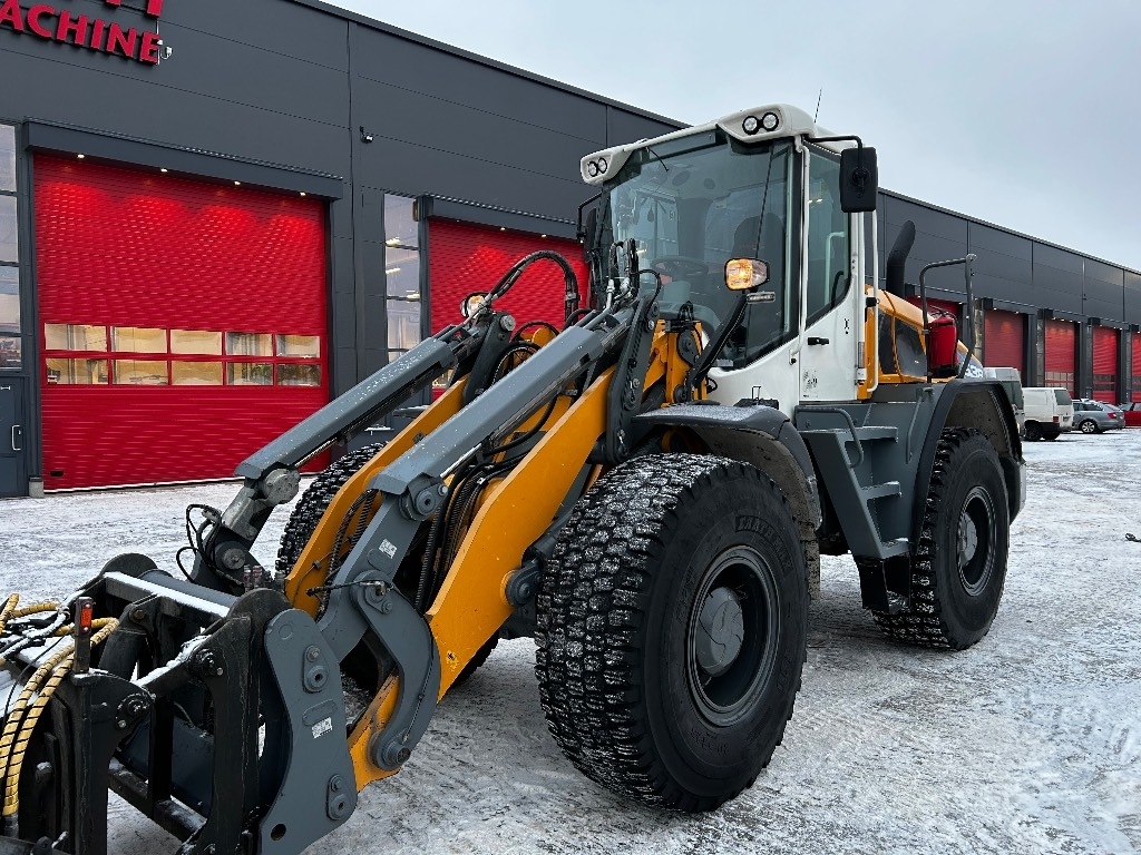 Liebherr 538 Speeder / Aura, kerääväharja, hydepiikit! kuva 3