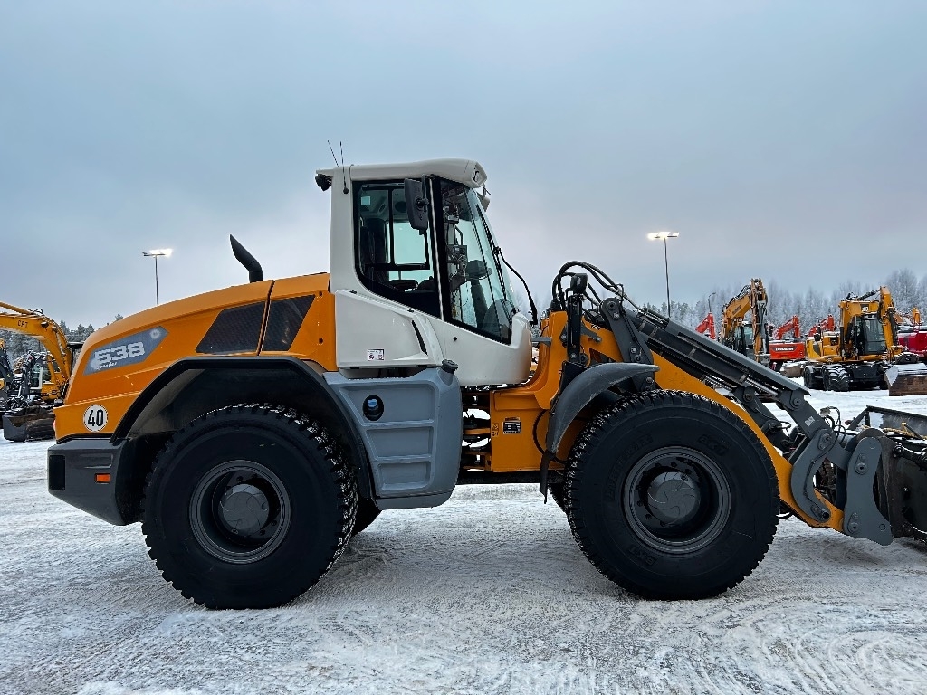 Liebherr 538 Speeder / Aura, kerääväharja, hydepiikit! kuva 6