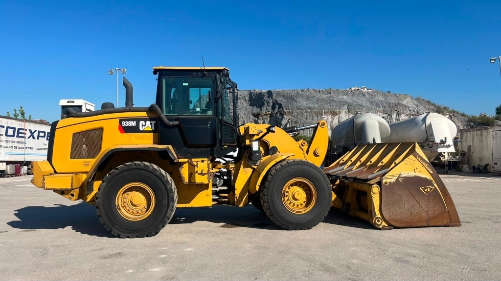 CAT 938 M