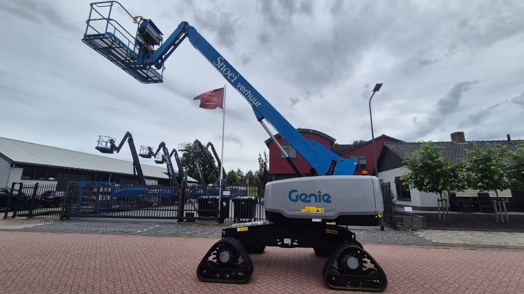 Genie S 45 Trax