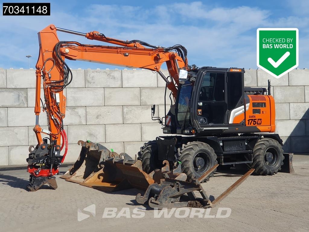 Pelle sur pneus Hitachi ZX175W -7 — occasion 2023, 3 458 h