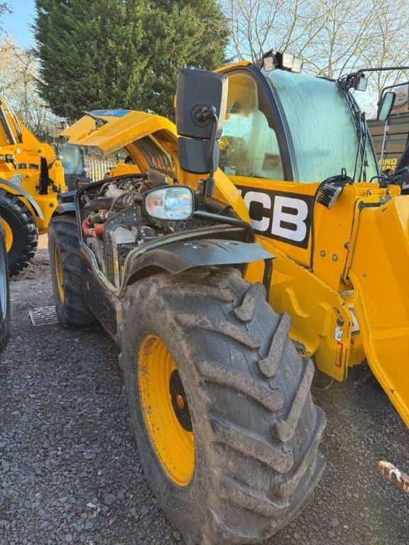 JCB 542-70
