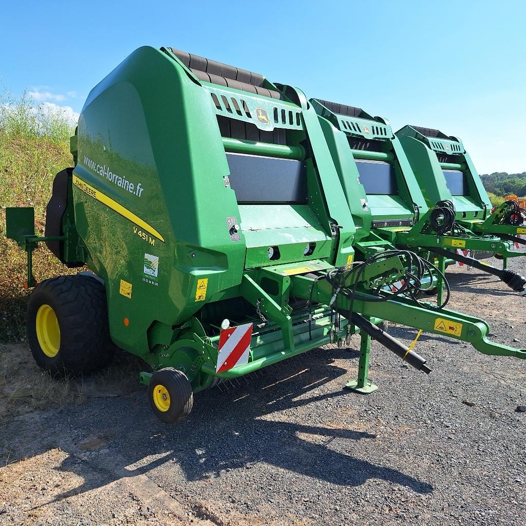 John Deere V 451 M