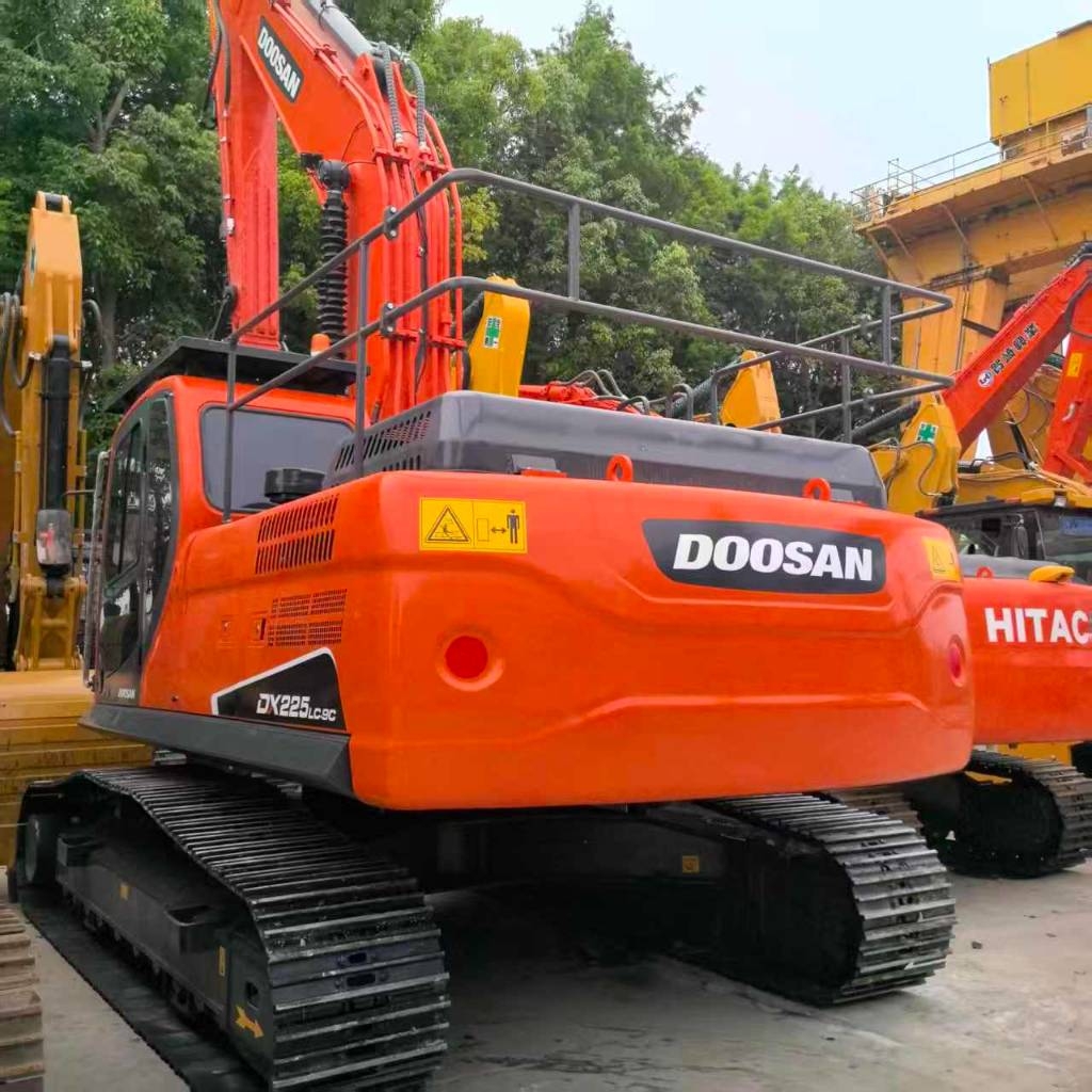 Doosan DX225LC-9 C
