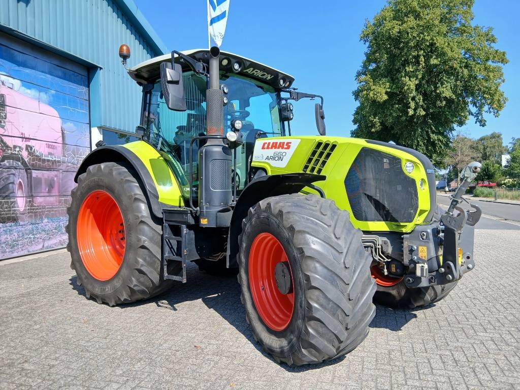 CLAAS Arion 660 CMATIC CEBIS