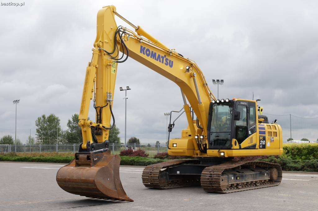 Komatsu PC 210 LC-11