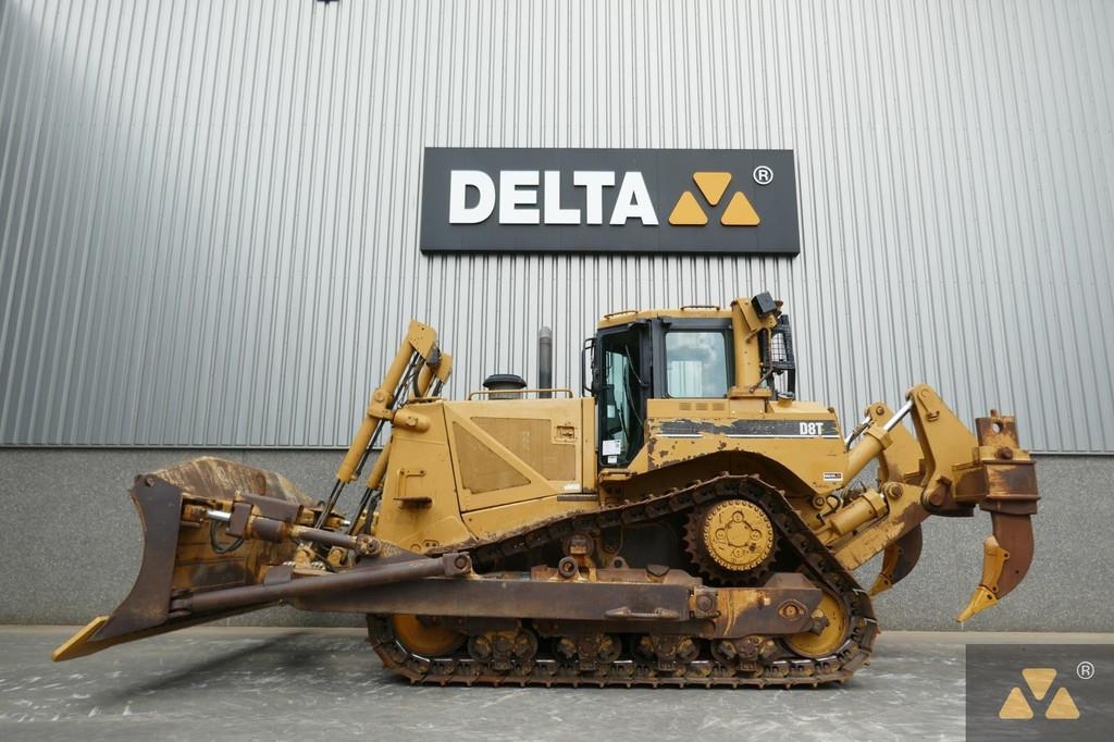 Bulldozer Caterpillar D8T — occasion 2006, 23 813 h