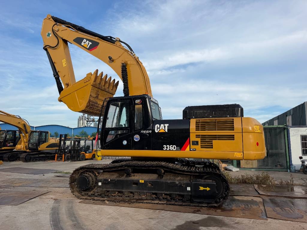 Pelle sur chenilles Caterpillar 336 D L — occasion 2024, 2 040 h