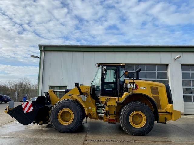 Chargeuse sur pneus Caterpillar 950 M Lenkrad, SW, MIETE / RENTAL (12001908) — occasion 2022, 831 h