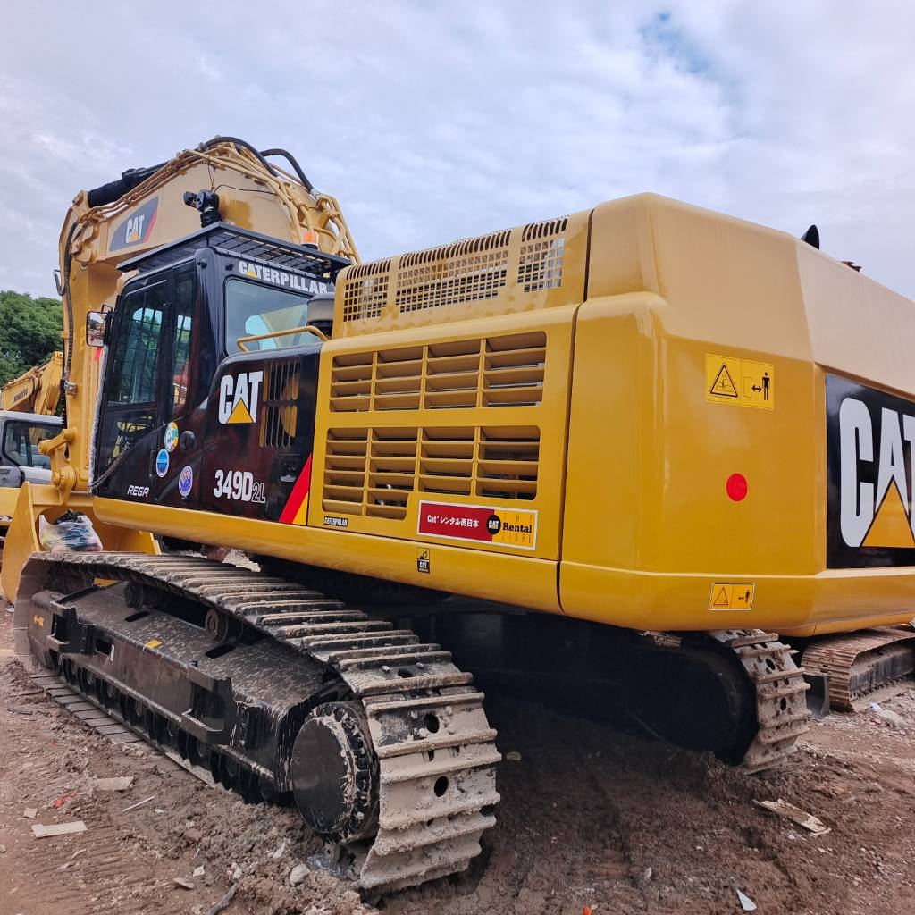 CAT 349D 3000 units excavators in stock