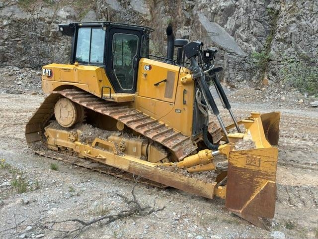 Bulldozer Caterpillar Miete möglich D 6 — occasion 2025, 85 h