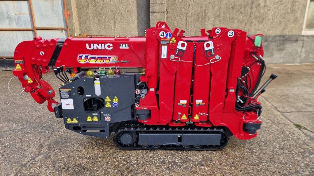 Unic URW 295