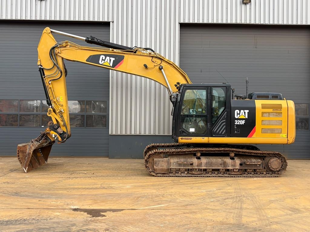 CAT 320FL