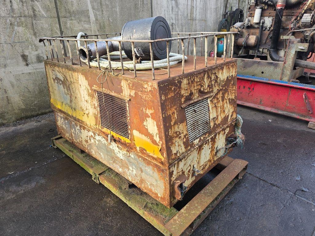 Compresseur Deutz F2L912 — occasion