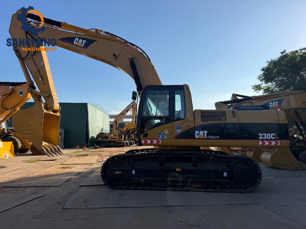 Pelle sur chenilles Caterpillar 330 C — occasion 2021