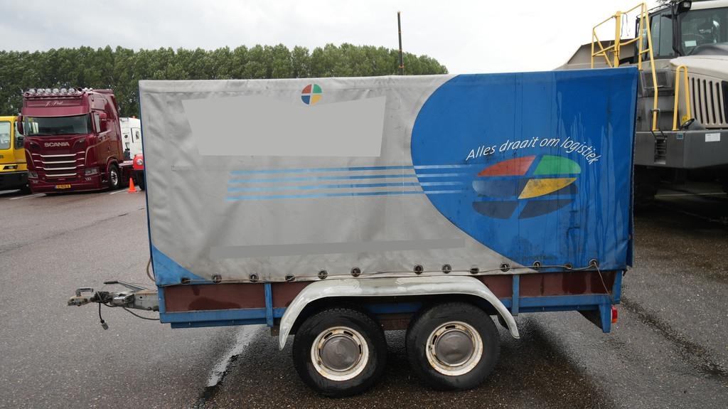 Equipe Taurpalin trailer broken axle!