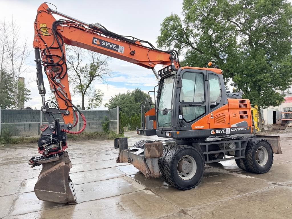 Doosan DX 165 W-5 Tiltrotator