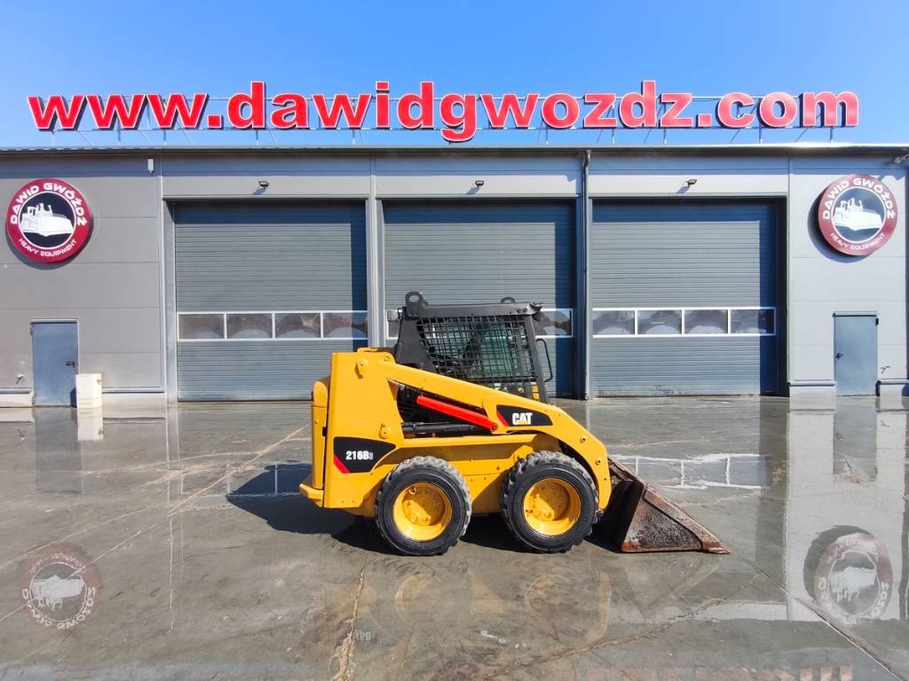 CAT 216 B 3