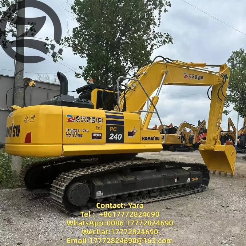 Pelle sur chenilles Komatsu PC 240 — occasion 2023, 900 h