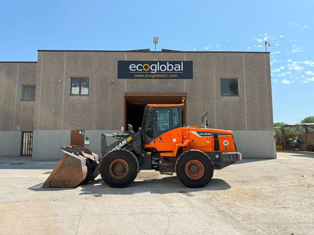 Doosan DL 200-5