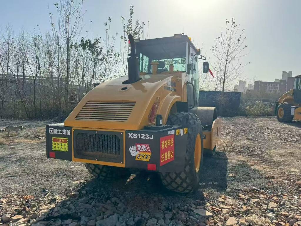XCMG XS123J