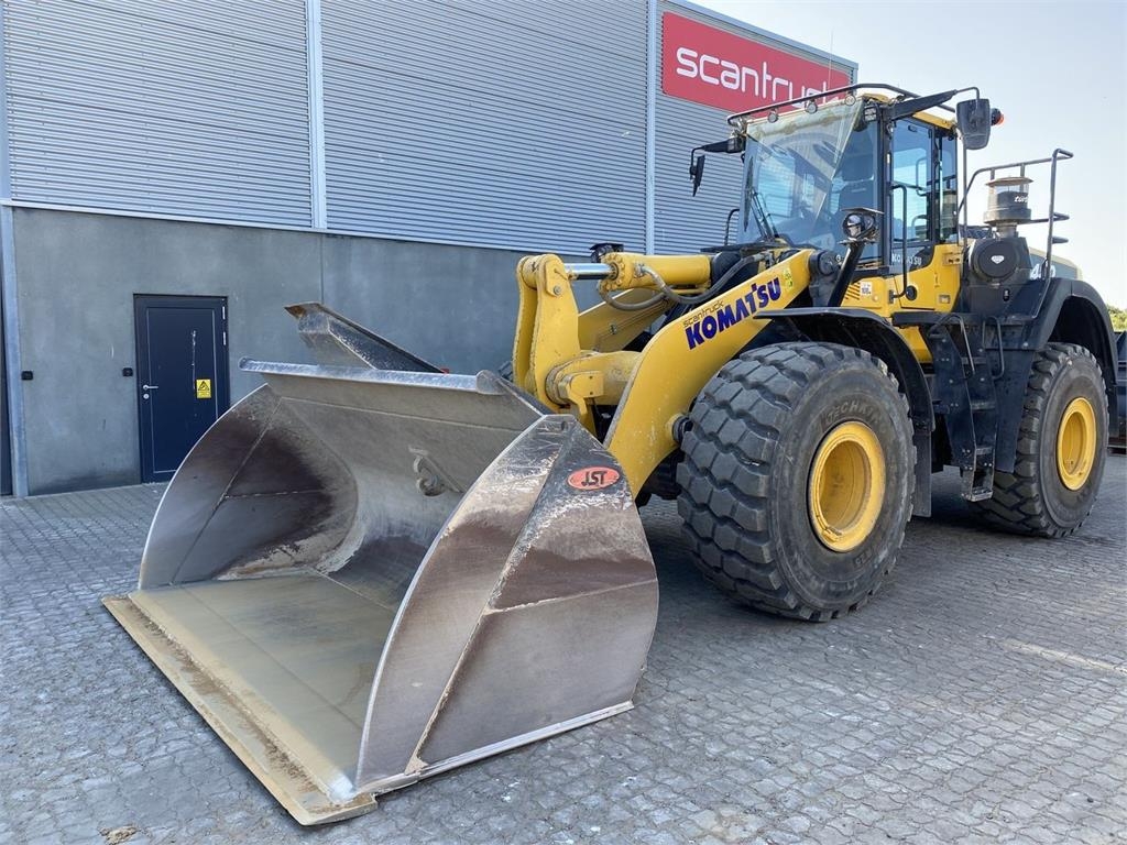 Komatsu WA480-8EO