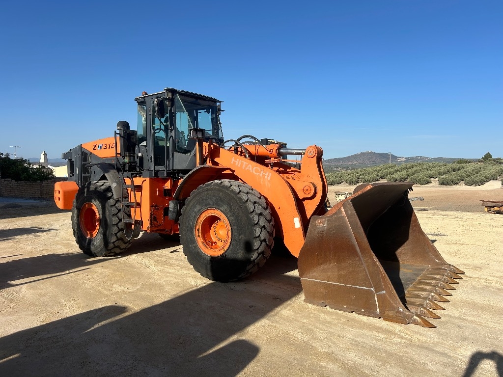Hitachi ZW 310-5
