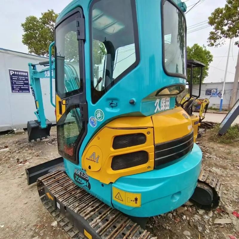 Kubota KX 135
