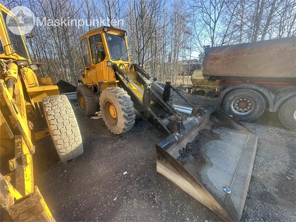 CAT 910