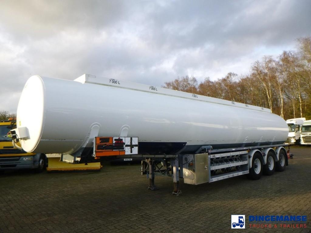 LAG Fuel tank alu 44.4 m3 / 6 comp + pump
