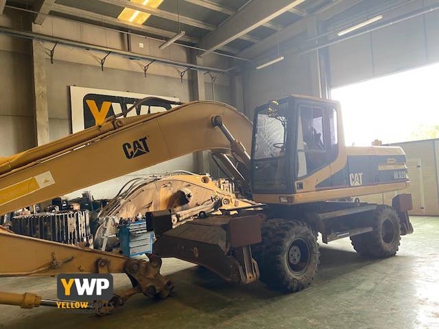 CAT M 320 Sell parts / Venta de piezas