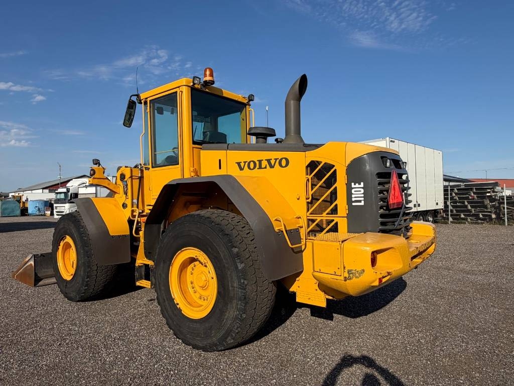 Chargeuse sur pneus Volvo L110E — occasion 2006, 11 796 h